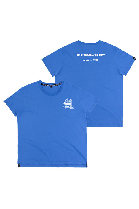 NO ONE LEAVES DRY Tee